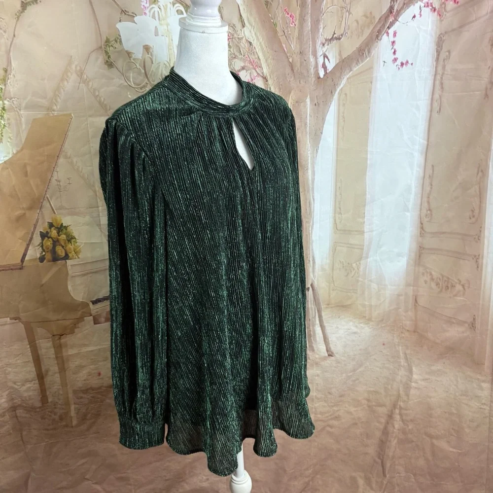 NEW Lane Bryant Women's Green Keyhole Fringe Top